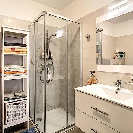 Old - Center 2 Bedroom Modern Place Apartamento